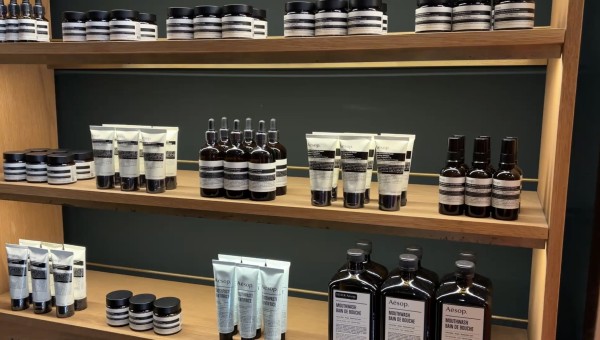 Aesop Petit Bourgogne